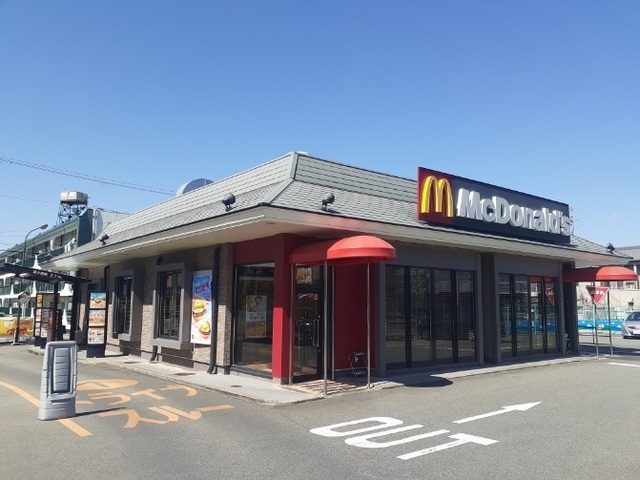 飲食店　マクドナルド西宮北インター店様（飲食店）まで1000m