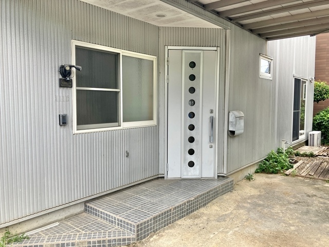 エントランス　～閑静な住宅街～