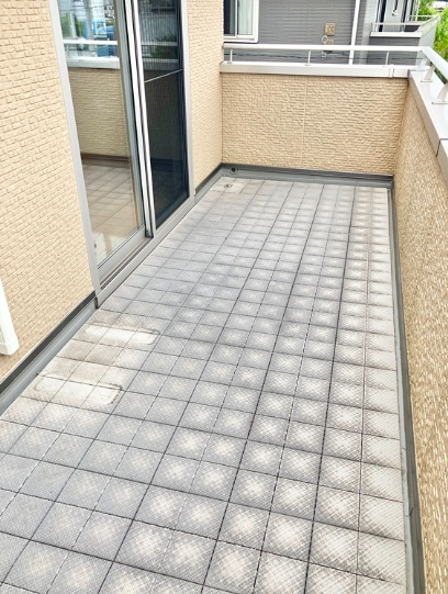 バルコニー　お電話でのご予約がスムーズです！