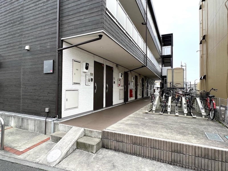 エントランス　建物入口