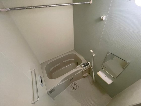 バス・シャワールーム　※別部屋の写真です