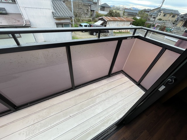 バルコニー　※別部屋の参考写真です。