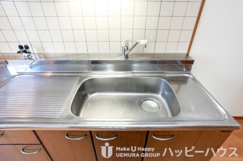 キッチン　３０２号室写真になります。現地優先。