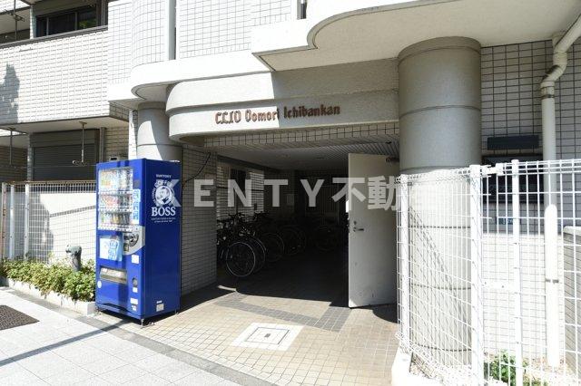 エントランス　清潔なエントランスです