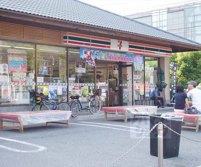コンビニ　セブンイレブン京都平安神宮前店（コンビニ）まで350m