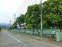 小学校　厚木市愛甲小学校（小学校）まで600m