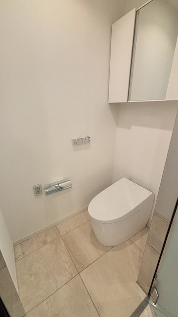 トイレ　※写真は同タイプ住戸です。