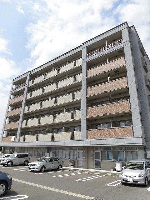 エントランス　建物外観