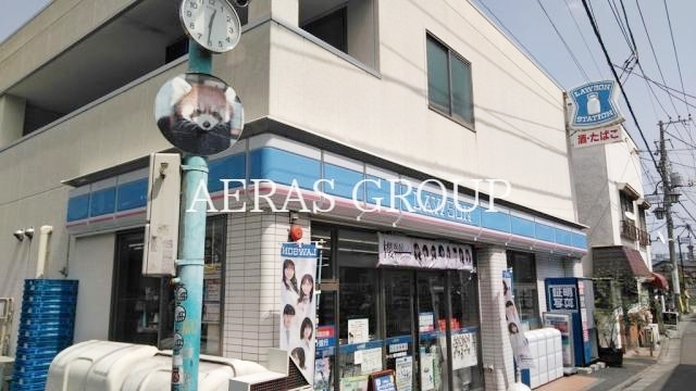 コンビニ　ローソン新川崎駅前店（コンビニ）まで702m