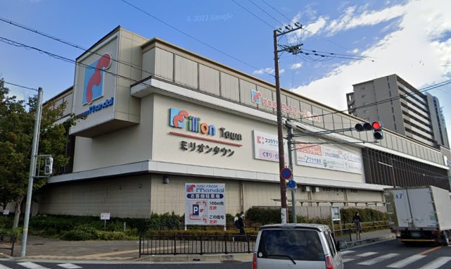 スーパー　万代 塚口店（スーパー）まで924m