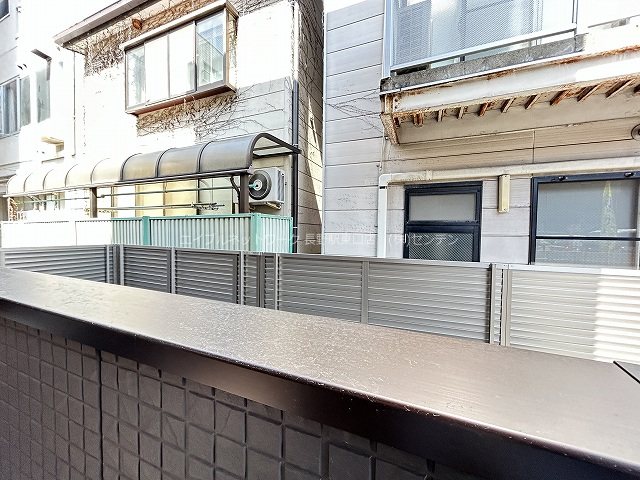 眺望　写真は103号室です。