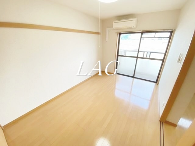 居室・リビング　洋室のお部屋です。