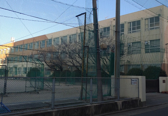 中学校　名古屋市立黄金中学校（中学校）まで263m