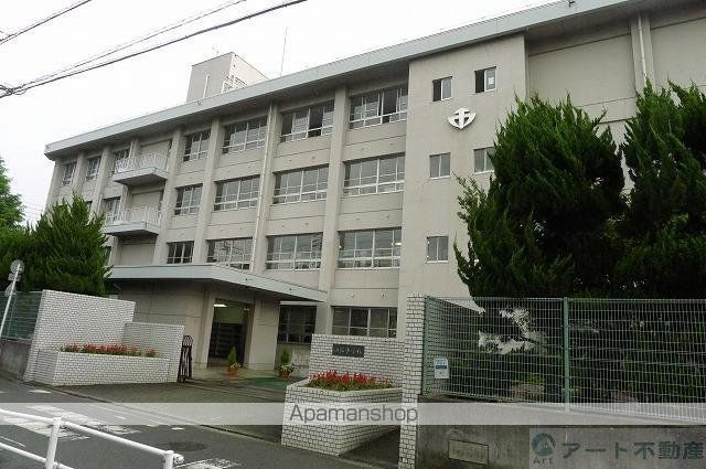 中学校　道後中学校（中学校）まで2353m