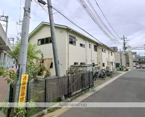 幼稚園・保育園　八潮かえで保育園（幼稚園・保育園）まで186m