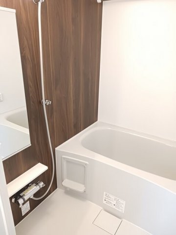 バス・シャワールーム　日々の疲れを癒すお風呂付です