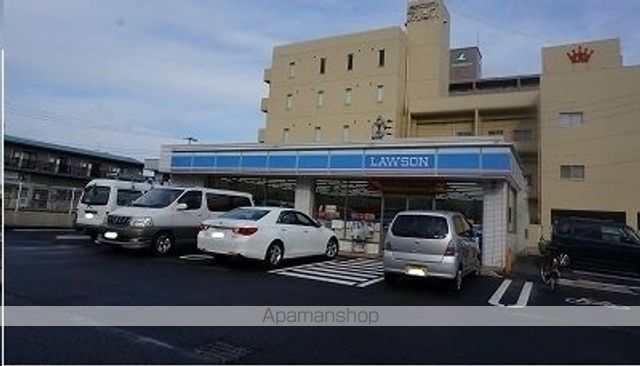 コンビニ　ローソン木太町店さん（コンビニ）まで750m