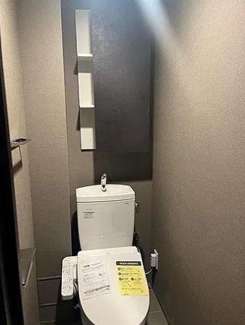 トイレ　別タイプ部屋　参考写真です