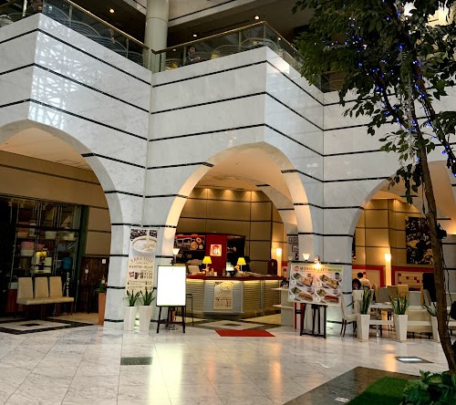 飲食店　カフェ&バールヴィーヴォ（飲食店）まで1101m