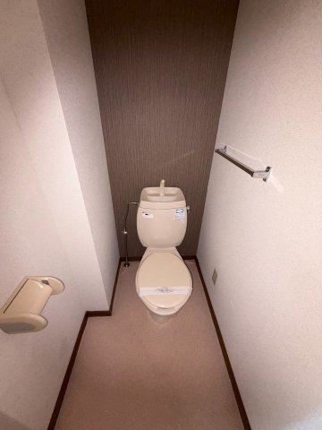 イーストビレッジ北野Aのトイレ写真