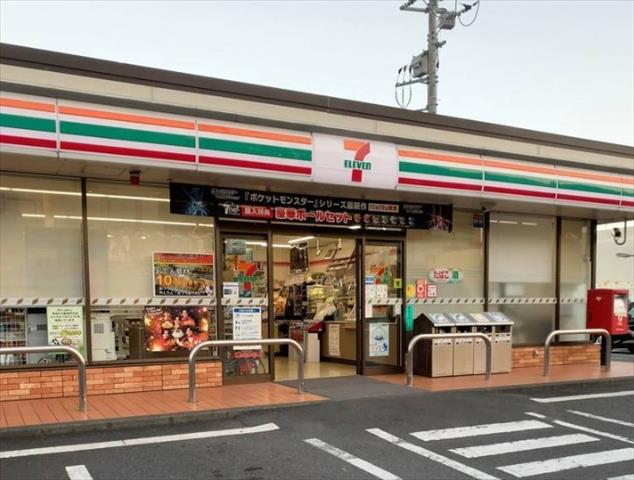 コンビニ　セブン－イレブン厚木戸室１丁目店（コンビニ）まで730m