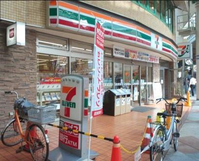 コンビニ　セブン-イレブン柏駅南口店（コンビニ）まで2330m