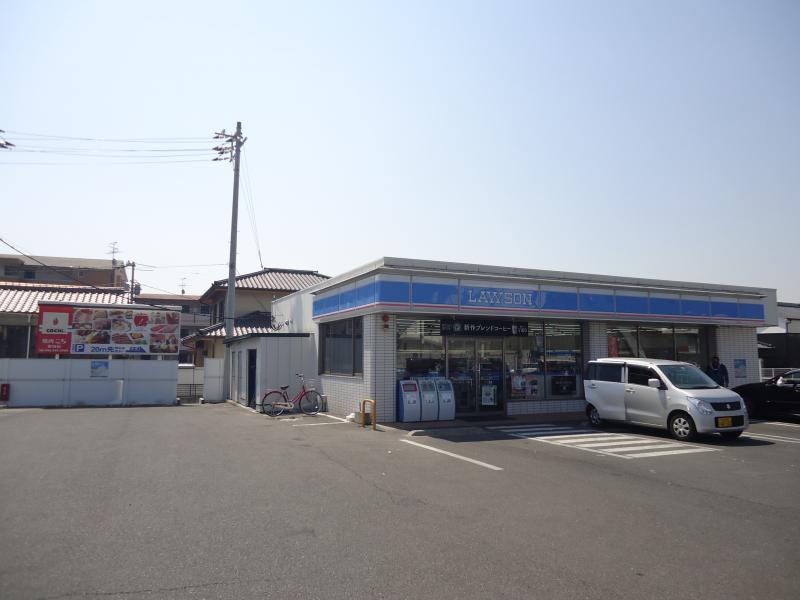 コンビニ　ローソン岡山ドーム前店（コンビニ）まで318m
