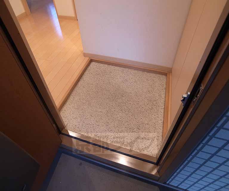 玄関　広い玄関です。