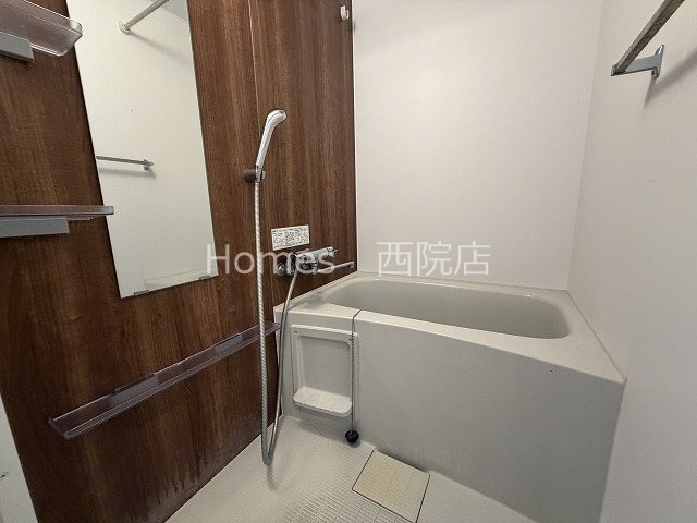 バス・シャワールーム　別部屋参考写真