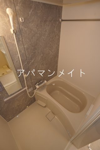 バス・シャワールーム　ゆったり過ごせるお風呂です