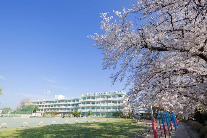 小学校　さいたま市立三室小学校（小学校）まで350m