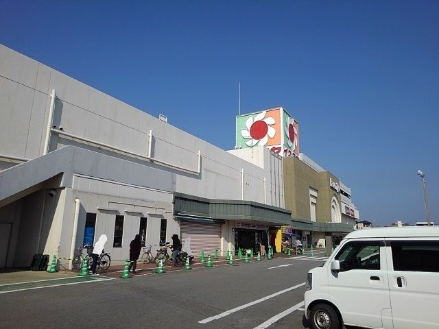 ショッピングセンター　イズミヤ和歌山店様（ショッピングセンター）まで1000m