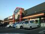 スーパー　サトー食鮮館 八田店（スーパー）まで586m