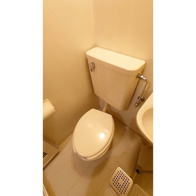 トイレ　写真は他部屋