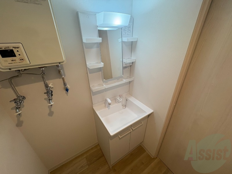 洗面設備　シャンプードレッサーで身支度もラクラクです！
