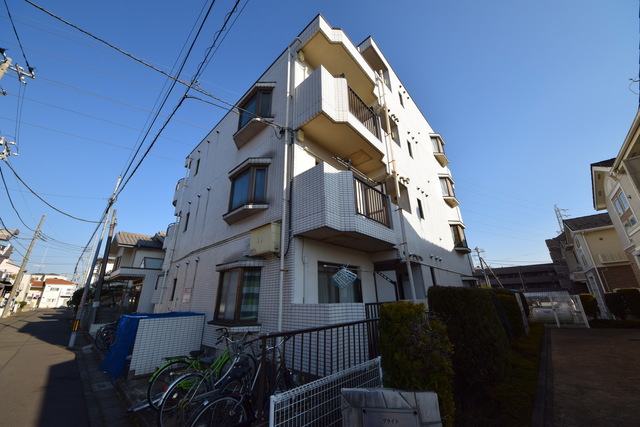 建物外観　～青い空、気持ちいいっ～