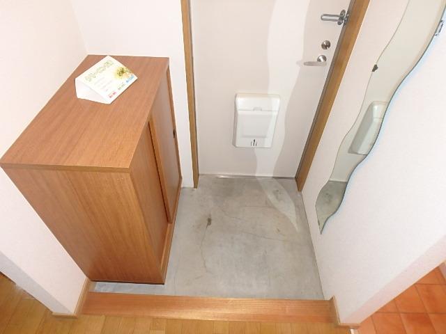 玄関　玄関です。