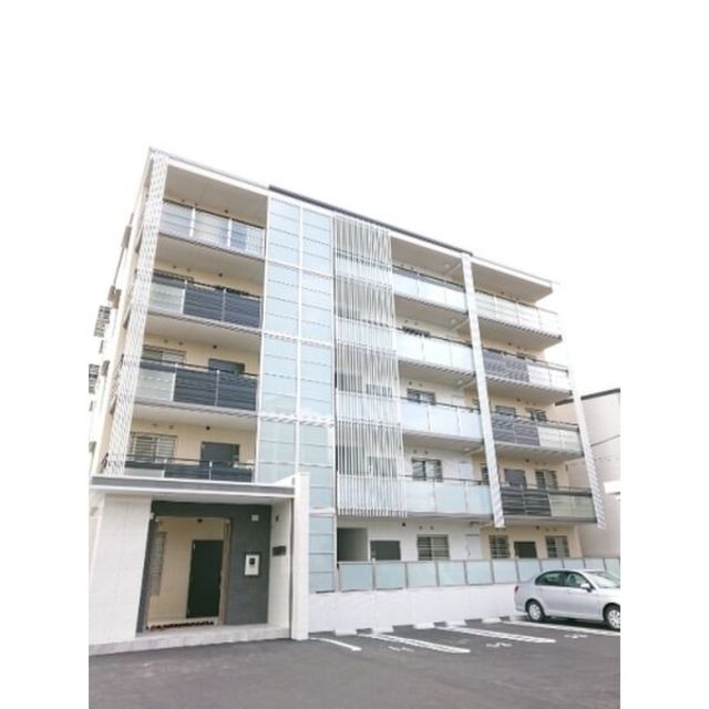 建物外観　【外観写真】上村建設シリーズ物件「プレア」