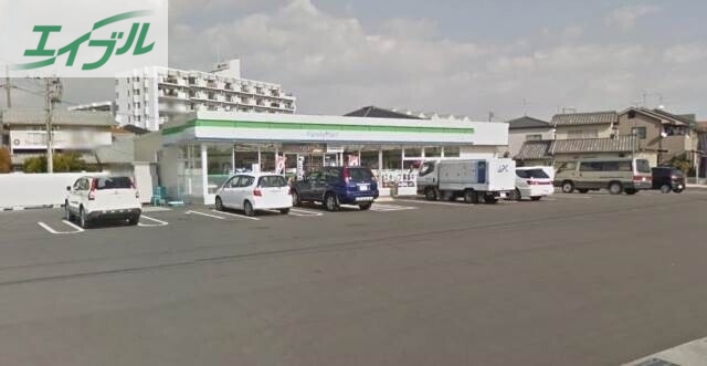 コンビニ　ファミリーマート岡山万倍店（コンビニ）まで443m
