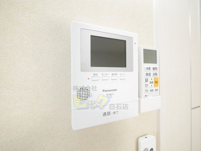 セキュリティ　防犯面で安心のＴＶモニターホン設備が付いています♪