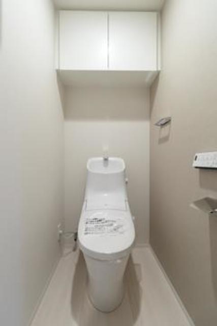 トイレ　※写真は同タイプ住戸です。