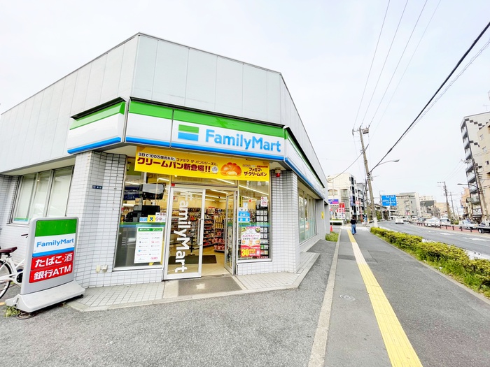 コンビニ　ファミリーマート十条仲原3丁目（コンビニ）まで118m