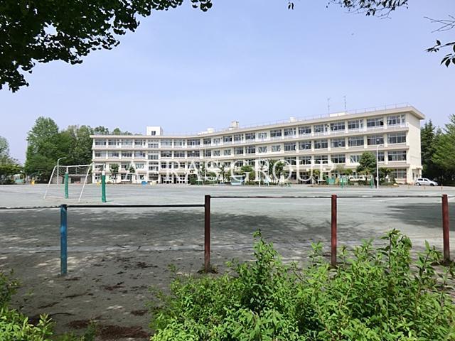 小学校　所沢市立若狭小学校（小学校）まで552m