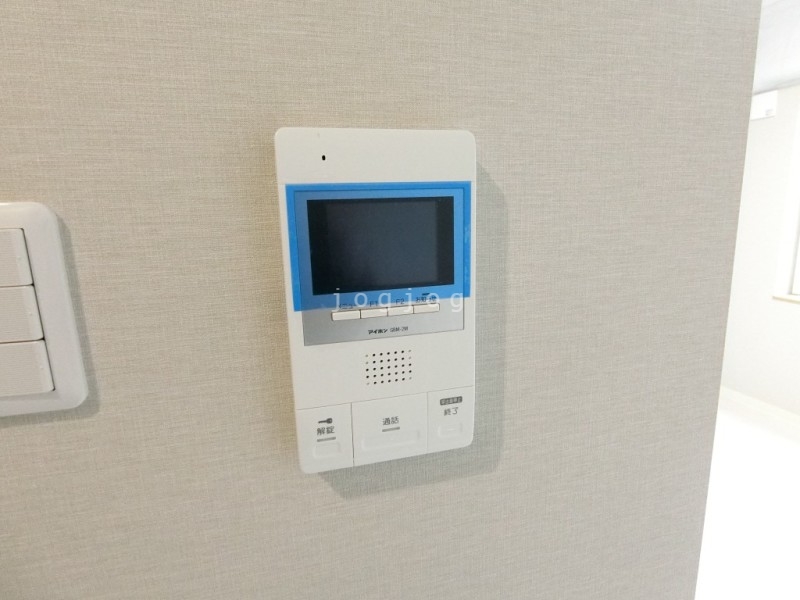 セキュリティ　モニター付きインターホンで来客確認も安心です！