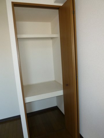 ヒルズ花の木の内装写真