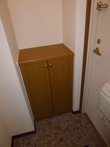 ヒルズ花の木の玄関写真