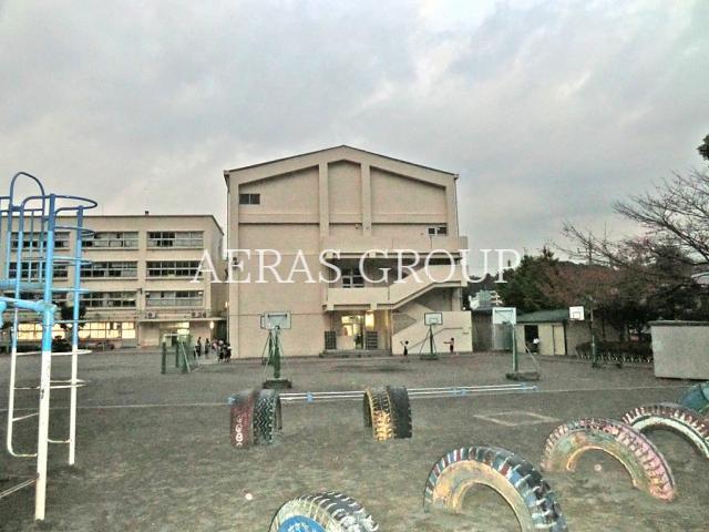 小学校　横浜市立日野小学校（小学校）まで395m