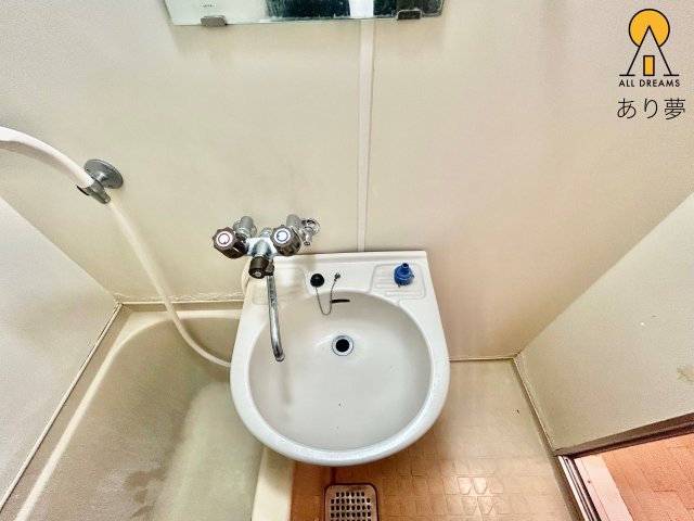 洗面設備　別部屋参考写真