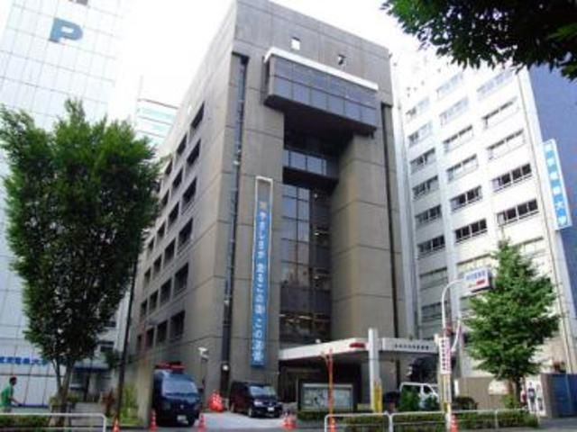 警察署・交番　神田警察署（警察署・交番）まで215m