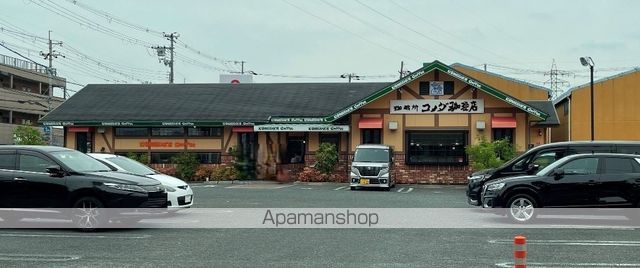 コンビニ　ファミリーマート（コンビニ）まで452m